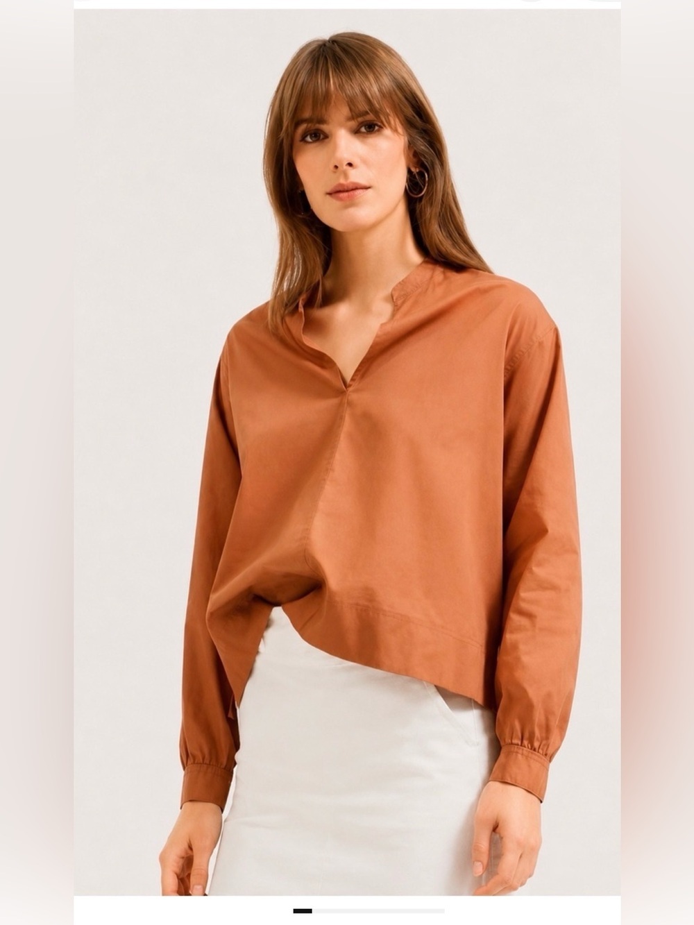 Everlane The Silky Cotton Split Neck Blouse in Tawny Brown , size 4